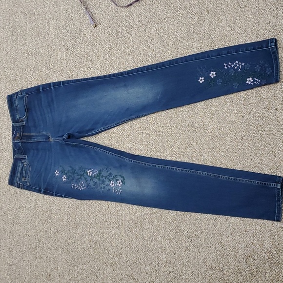 Hollister Floral Embroidered Blue Jeans Size 27 - Picture 1 of 8